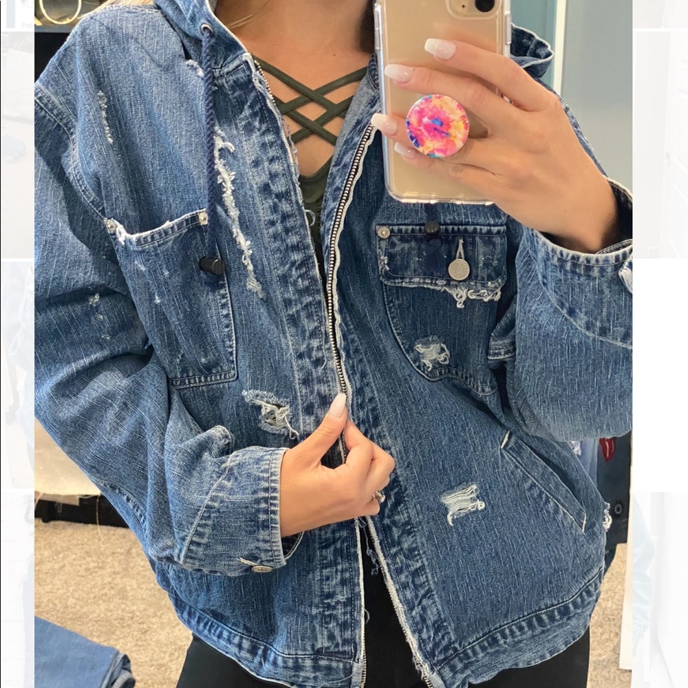 Denim & Co Distressed Jean Jacket size L